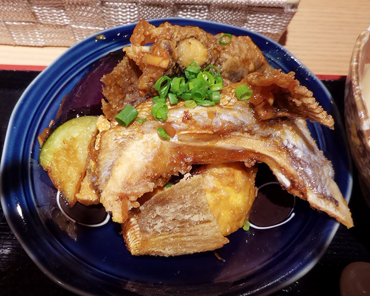お魚御膳(1,080円)