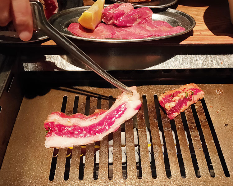「熟成焼肉 肉源 赤坂店」で「大盛り焼肉ランチ(1,500円)」